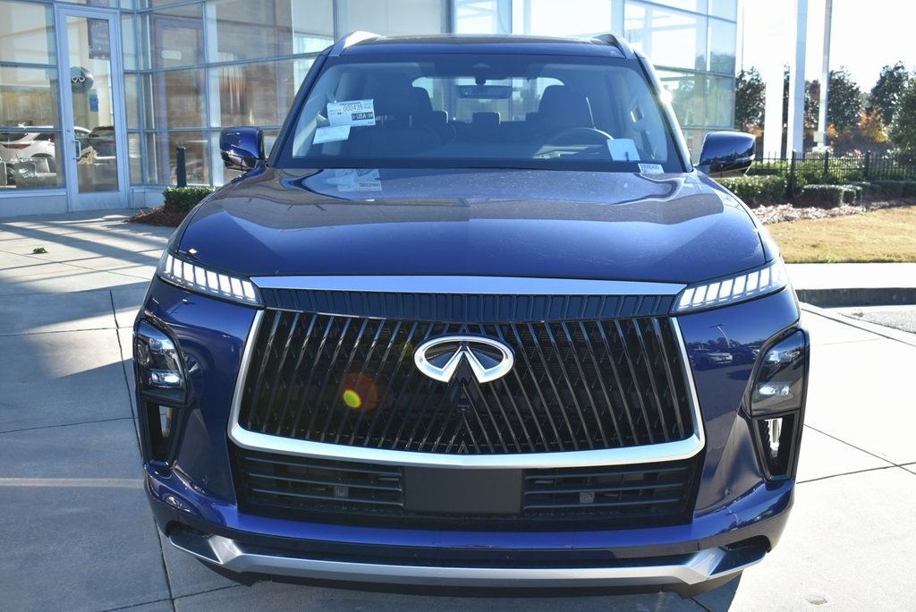 2025 Infiniti QX80 Luxe photo 9