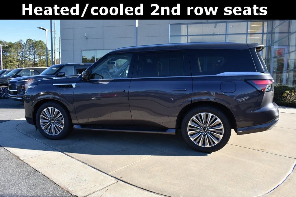 2025 Infiniti QX80 Luxe photo 2