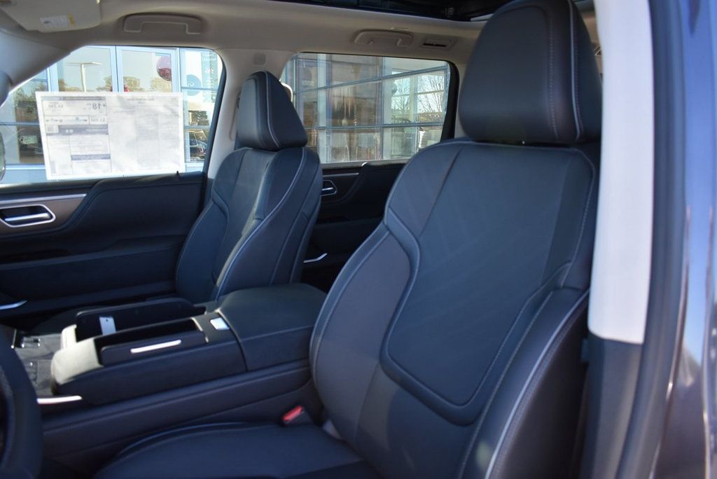 2025 Infiniti QX80 Luxe photo 30