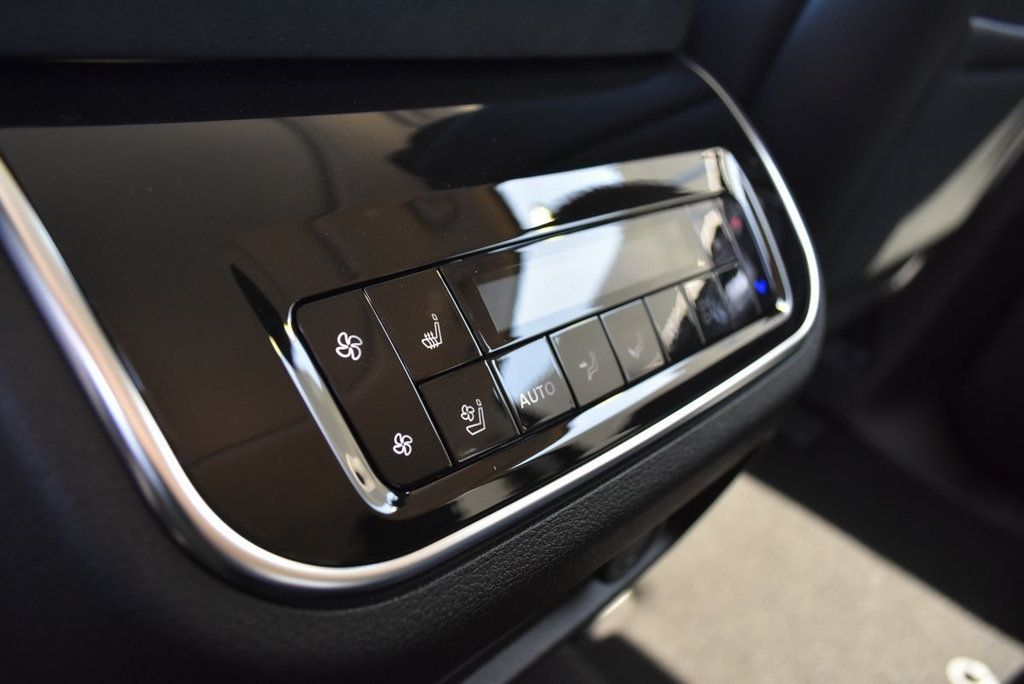2025 Infiniti QX80 Luxe photo 20
