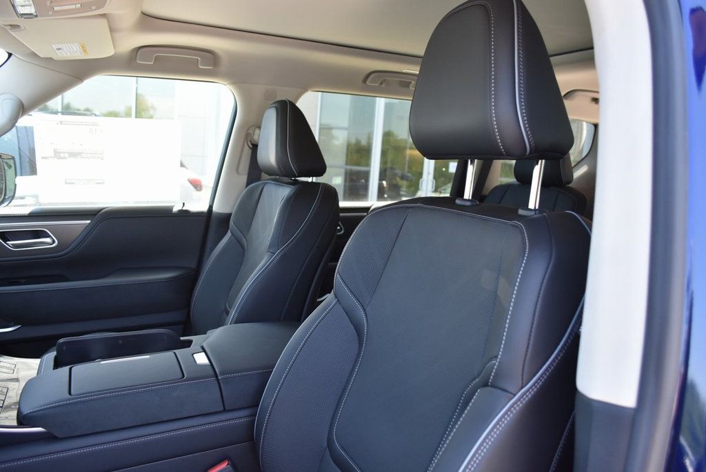2025 Infiniti QX80 Luxe photo 28