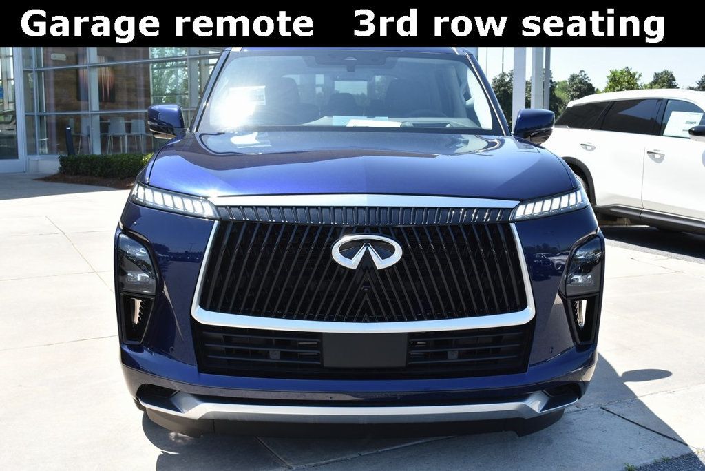 2025 Infiniti QX80 Luxe photo 4
