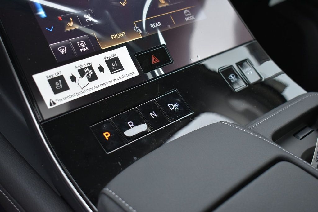 2025 Infiniti QX80 Sensory photo 27