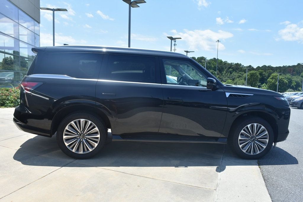 2025 Infiniti QX80 Sensory photo 11