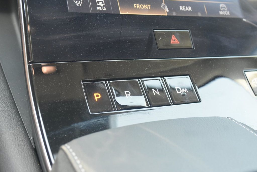 2025 Infiniti QX80 Sensory photo 24