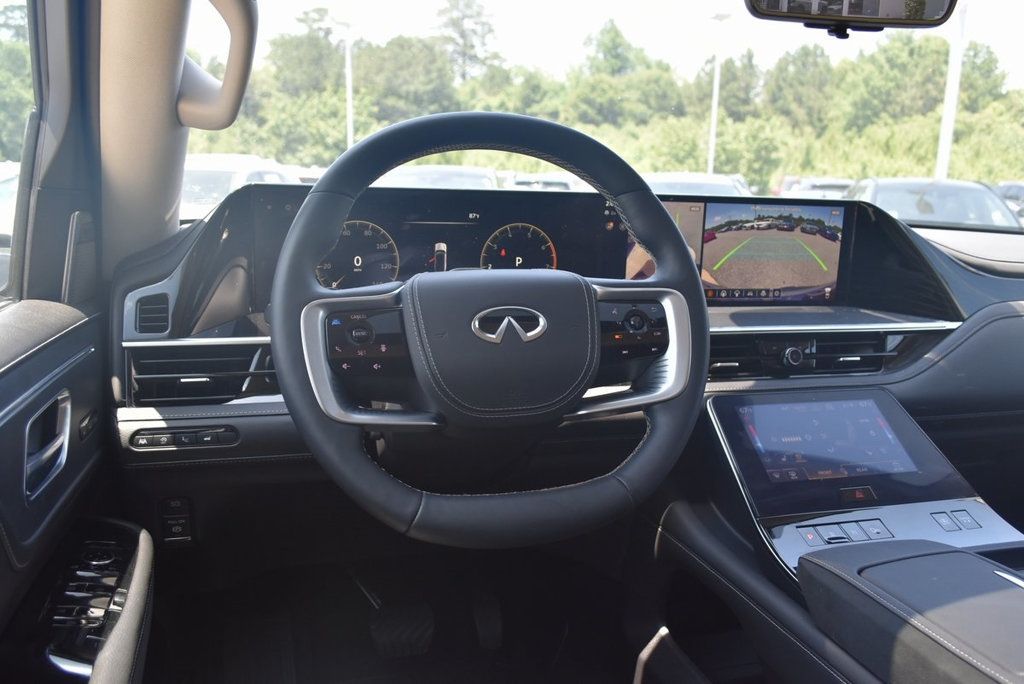 2025 Infiniti QX80 Sensory photo 7