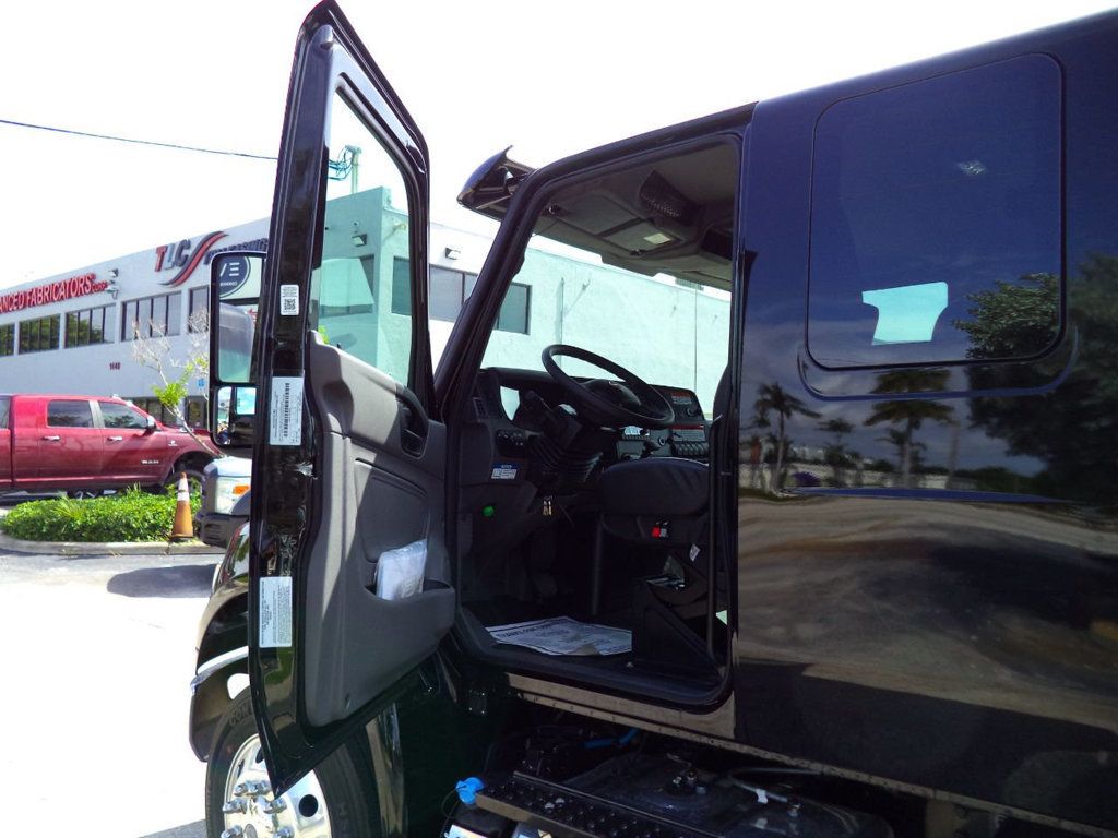 2025 International MV607 Extended Cab 22' Jerrdan Rollback Tow Truck 22srrd6twlp 300hp - 22071419 - 40