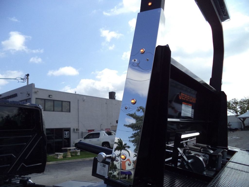 2025 International MV607 Extended Cab 22' Jerrdan Rollback Tow Truck 22srrd6twlp Shark 300hp - 22088529 - 40