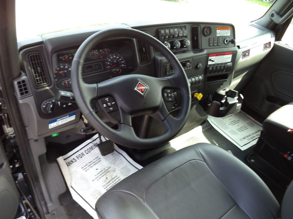 2025 International MV607 Extended Cab 22' Jerrdan Rollback Tow Truck 22srrd6twlp Shark 300hp - 22088529 - 47