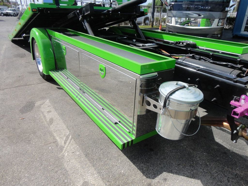 2025 International MV607 Extended Cab w/ 22ft Jerr-Dan Custom StepSide Classic Car Carrier - 21831945 - 22