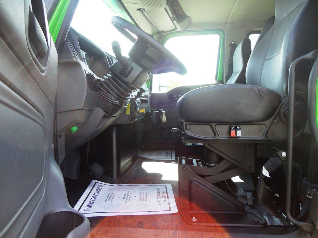 2025 International MV607 Extended Cab w/ New 16ft Aluminum Chipper Truck Landscape Dump Body - 21423510 - 40