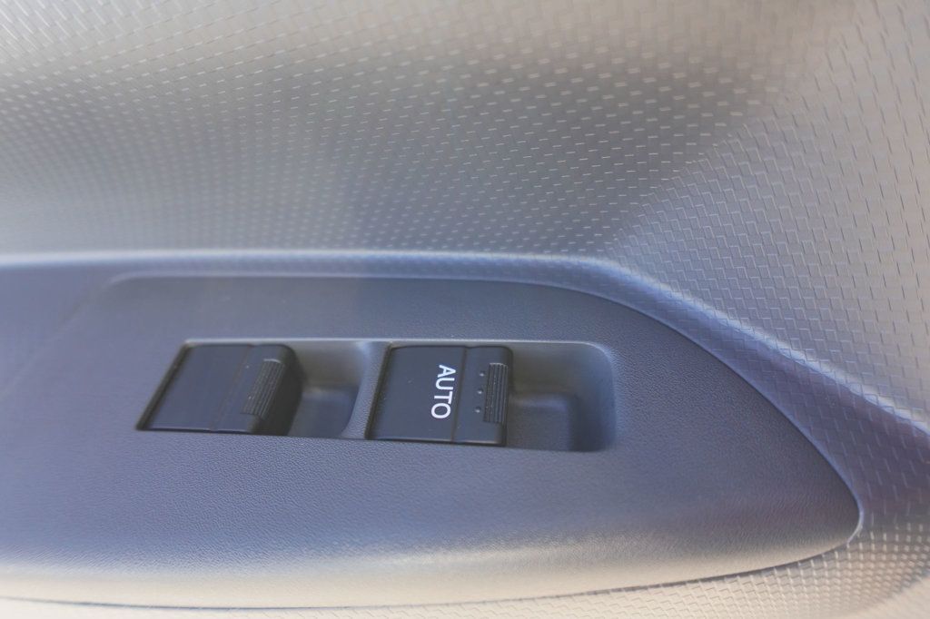 2025 Isuzu FTR (26ft Box w/ ICC Bumper) - 22678590 - 16