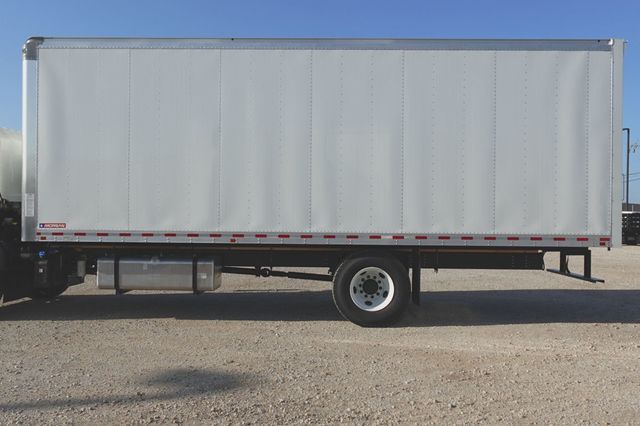 2025 Isuzu FTR (26ft Box w/ ICC Bumper) - 22678590 - 3