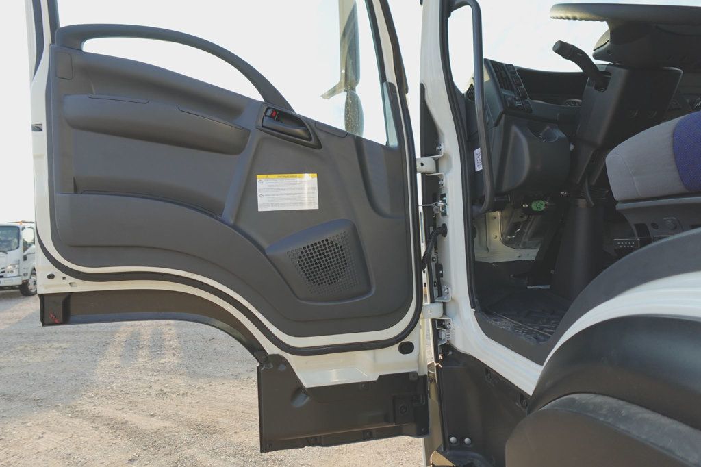 2025 Isuzu FTR (26ft Box with Lift Gate) - 22574335 - 18