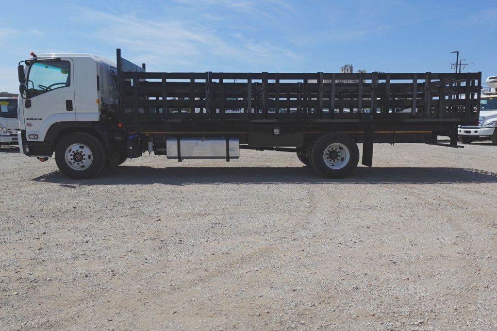 2025 Isuzu FTR (26ft Stake Bed Truck w/ ICC Bumper) - 22574342 - 3