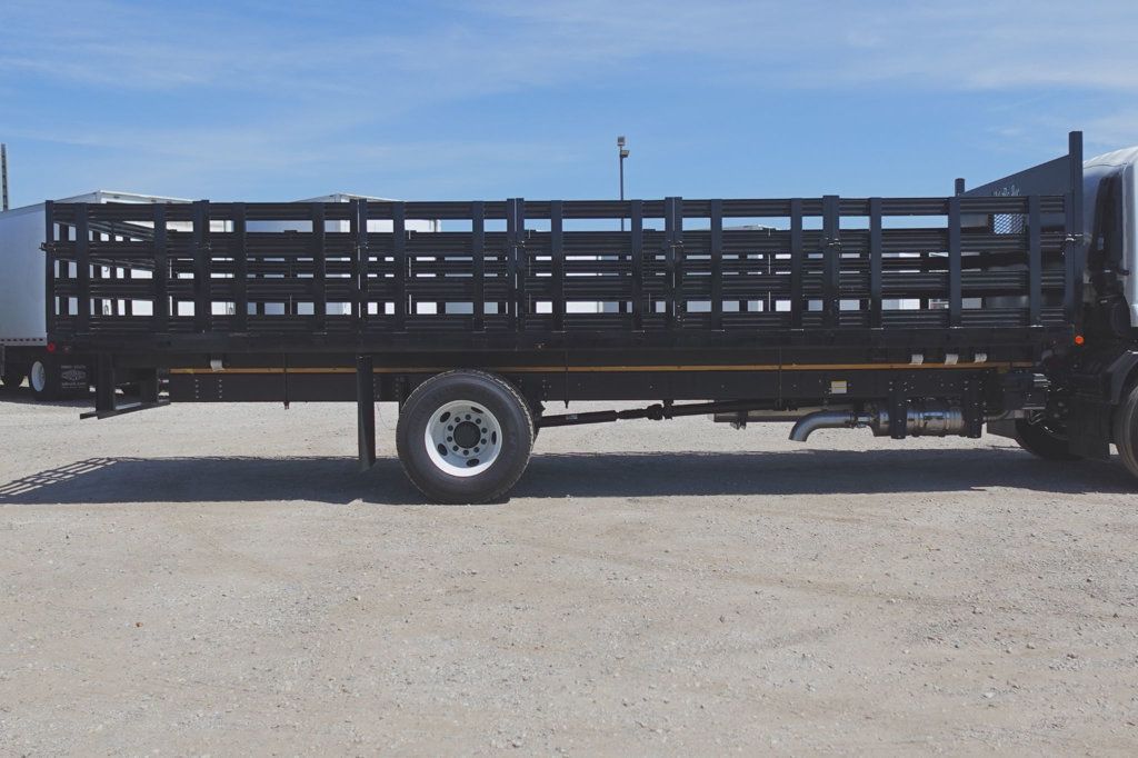 2025 Isuzu FTR (26ft Stake Bed Truck w/ ICC Bumper) - 22574342 - 7