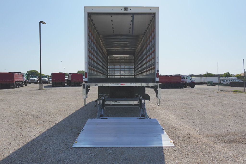 2025 Isuzu FVR (26ft Box w/ Lift Gate) - 22940989 - 10