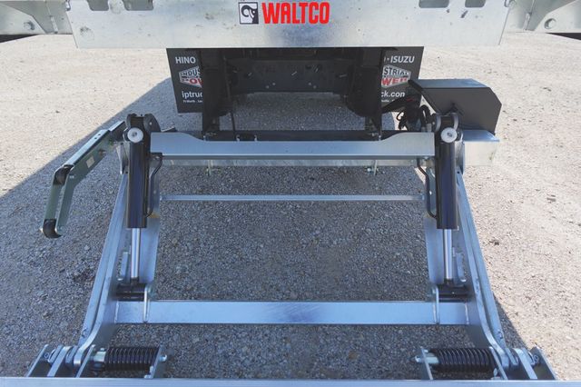 2025 Isuzu FVR (26ft Box w/ Lift Gate) - 22940989 - 14