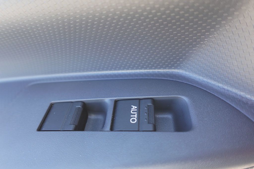 2025 Isuzu FVR (26ft Box w/ Lift Gate) - 22940989 - 20