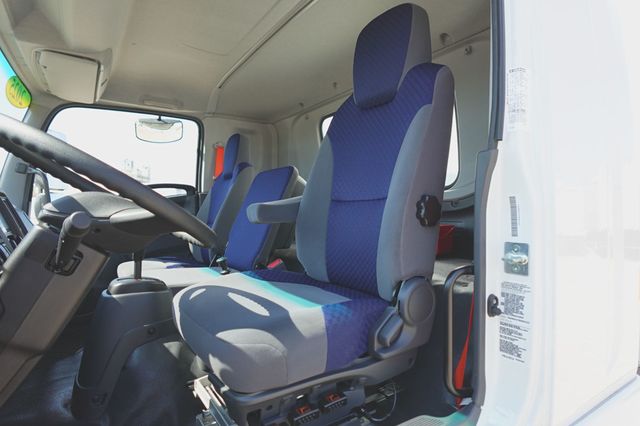 2025 Isuzu FVR (26ft Box w/ Lift Gate) - 22940989 - 25