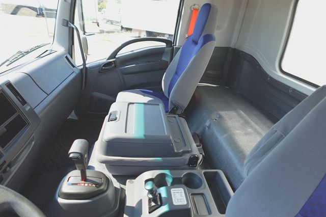 2025 Isuzu FVR (26ft Box w/ Lift Gate) - 22940989 - 28