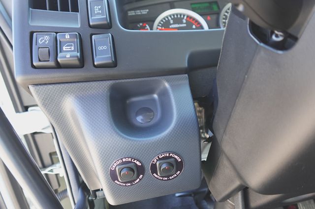 2025 Isuzu FVR (26ft Box w/ Lift Gate) - 22940989 - 34