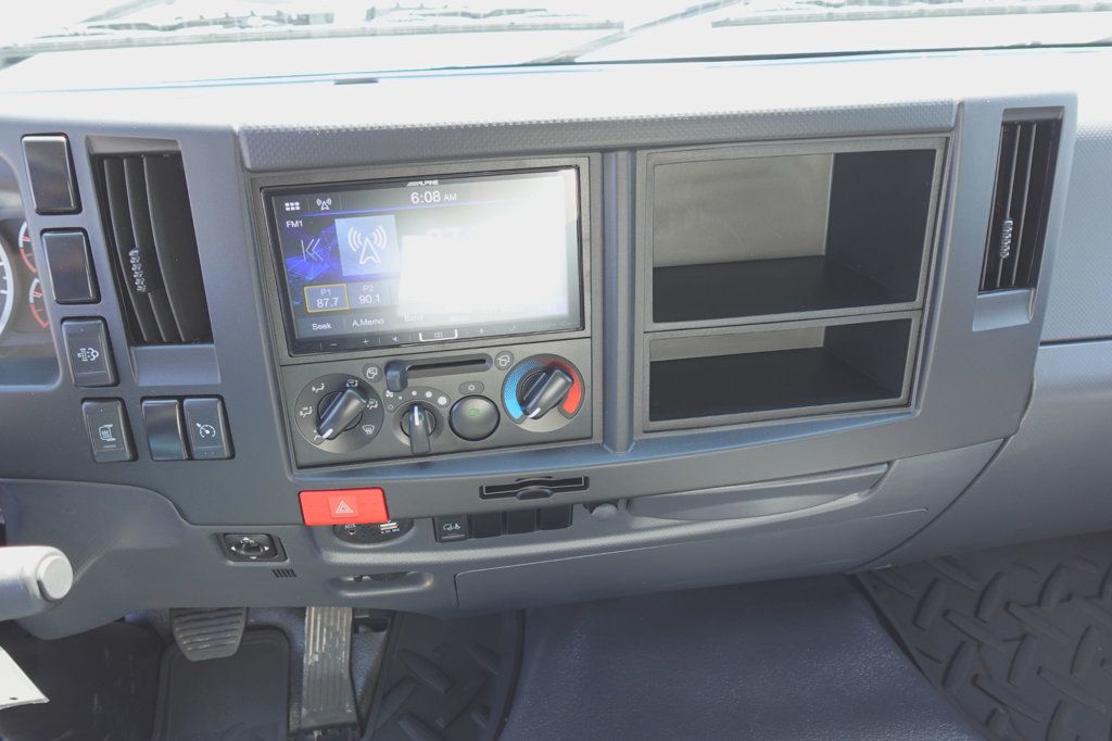 2025 Isuzu FVR (26ft Box w/ Lift Gate) - 22940989 - 37