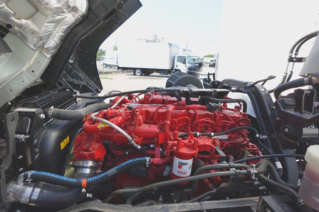 2025 Isuzu FVR (26ft Box w/ Lift Gate) - 22940989 - 43