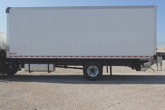 2025 Isuzu FVR (26ft Box w/ Lift Gate) - 22940989 - 4