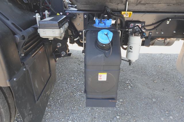 2025 Isuzu FVR (26ft Box w/ Lift Gate) - 22940989 - 49