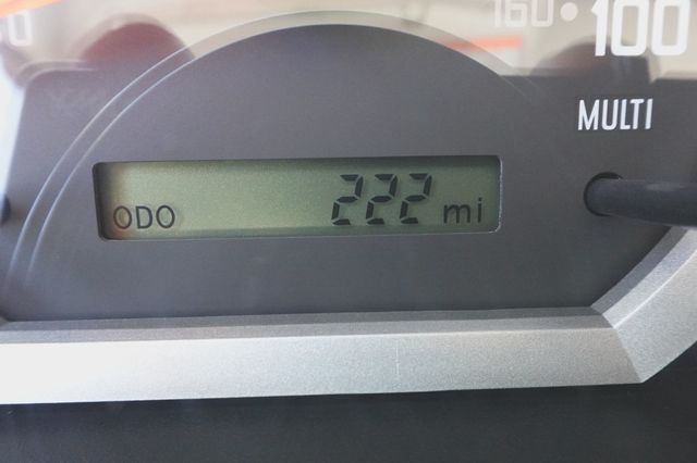 2025 Isuzu FVR (26ft Box w/ Lift Gate) - 22940989 - 52