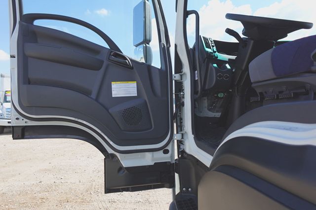 2025 Isuzu FVR Derated (26ft Reefer w/ Lift Gate) - 22929408 - 23