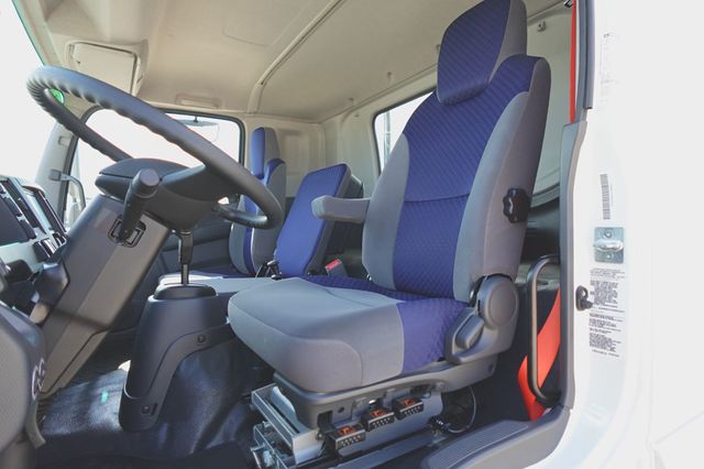 2025 Isuzu FVR Derated (26ft Reefer w/ Lift Gate) - 22929408 - 28