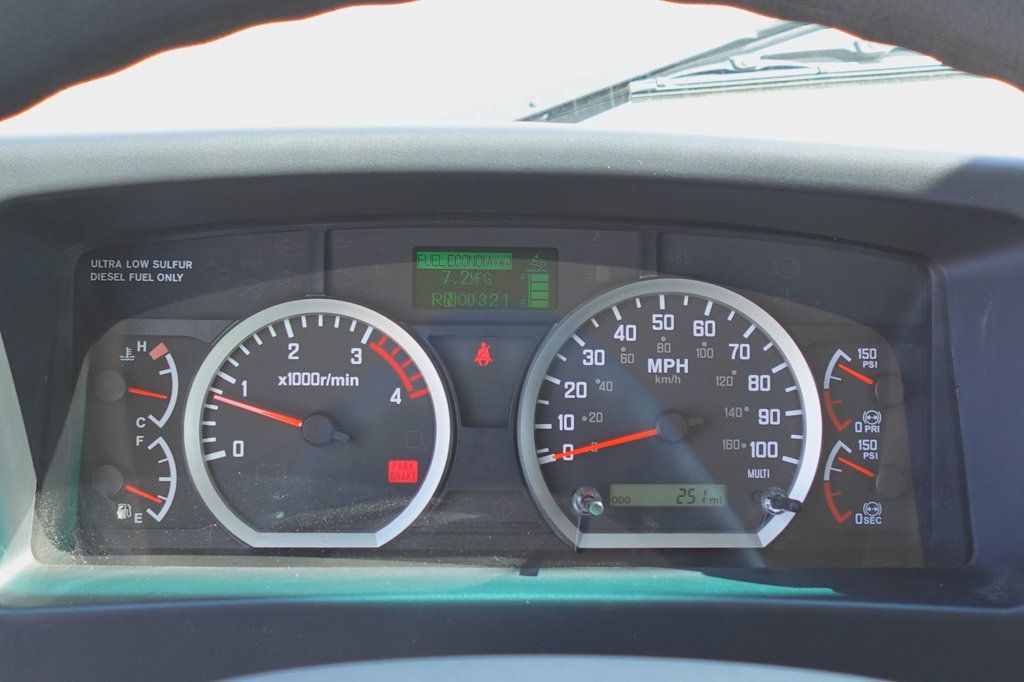 2025 Isuzu FVR Derated (26ft Reefer w/ Lift Gate) - 22929408 - 35