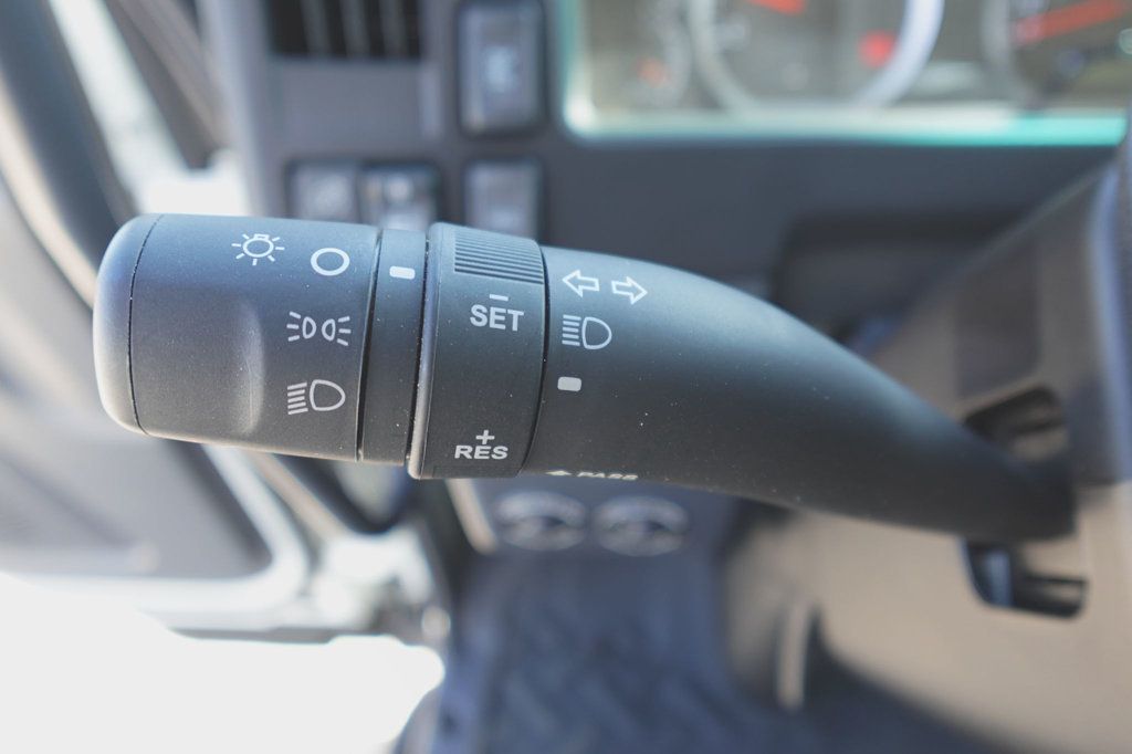 2025 Isuzu FVR Derated (26ft Reefer w/ Lift Gate) - 22929408 - 36