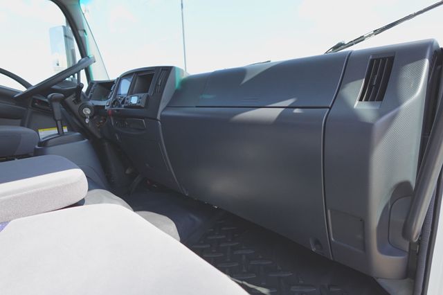 2025 Isuzu FVR Derated (26ft Reefer w/ Lift Gate) - 22929408 - 49