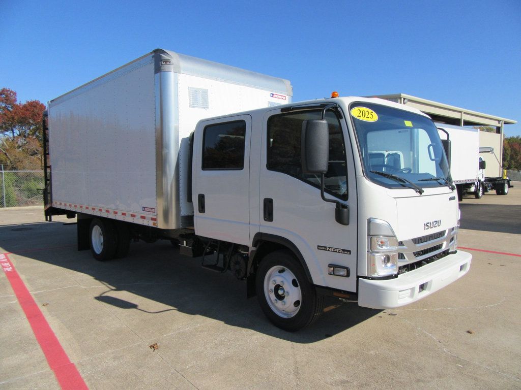 2025 Isuzu NPR 16ft Vanscaper w/ Ramps - 22596700 - 1