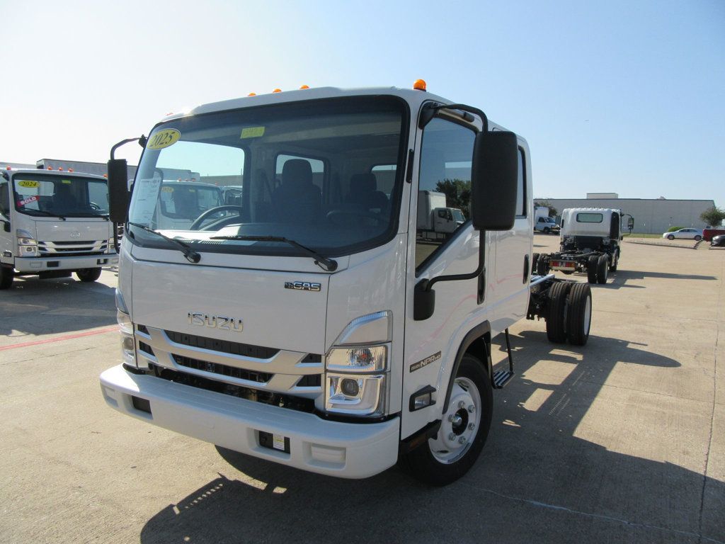 2025 Isuzu NPR (Chassis - Gas) - 22596724 - 2