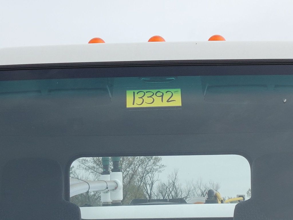 2025 Isuzu NPR HD (12ft Spray Truck w/ Ramps) - 22812919 - 51