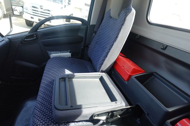 2025 Isuzu NPR HD (12ft Spray Truck w/ Ramps) - 22812919 - 57