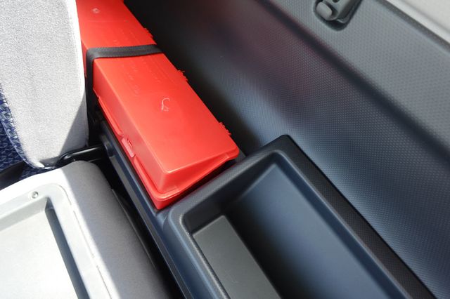 2025 Isuzu NPR HD (12ft Spray Truck w/ Ramps) - 22812919 - 58