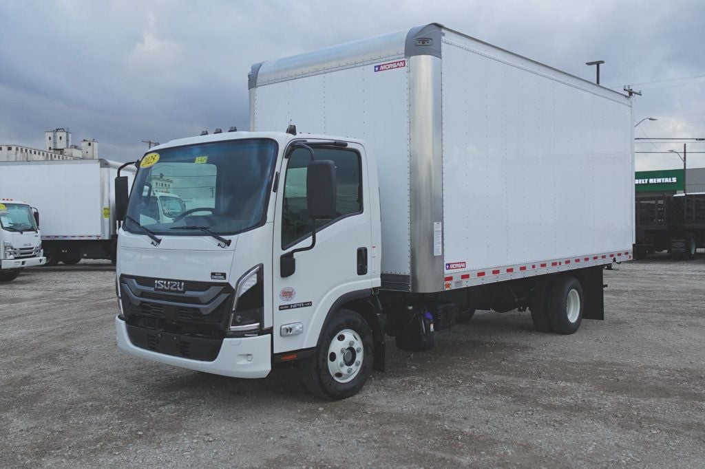 2025 Isuzu NPR HD (18ft Box w/ ICC Bumper) - 22715222 - 2