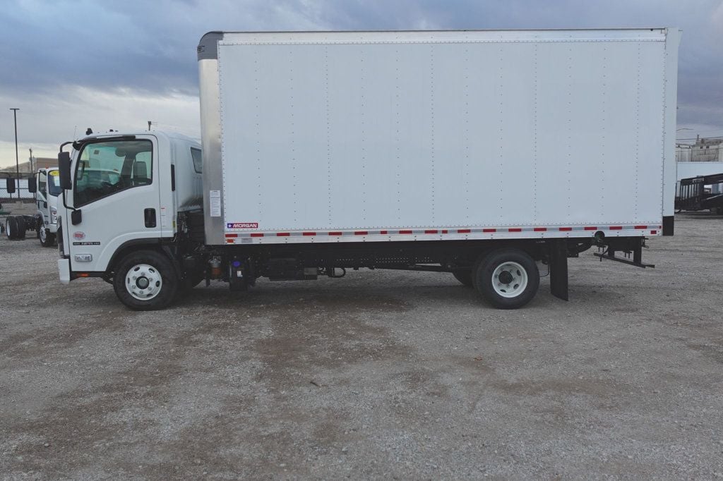 2025 Isuzu NPR HD (18ft Box w/ ICC Bumper) - 22717693 - 3