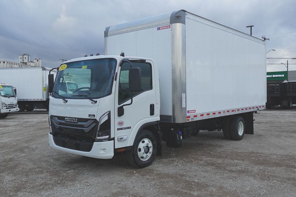 2025 Isuzu NPR HD (18ft Box w/ ICC Bumper) - 22717764 - 2