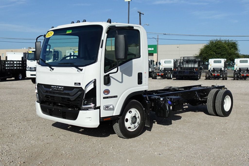 2025 Isuzu NPR HD (Chassis - Diesel) - 22506572 - 2