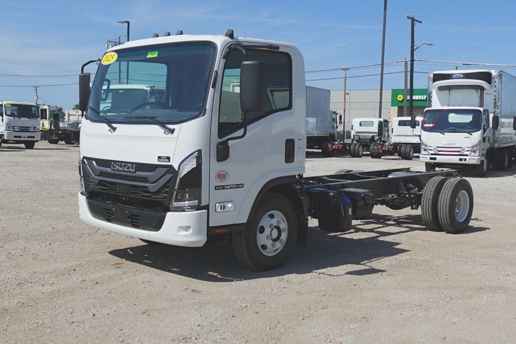 2025 Isuzu NPR HD (Chassis - Diesel) - 22575528 - 2