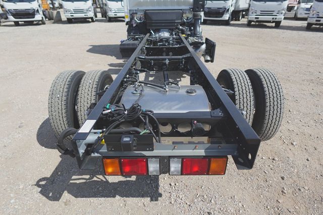 2025 Isuzu NPR HD (Chassis - Diesel) - 22625815 - 8