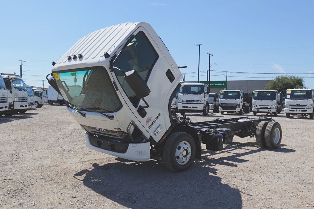 2025 Isuzu NPR HD (Chassis - Diesel) - 22625829 - 33