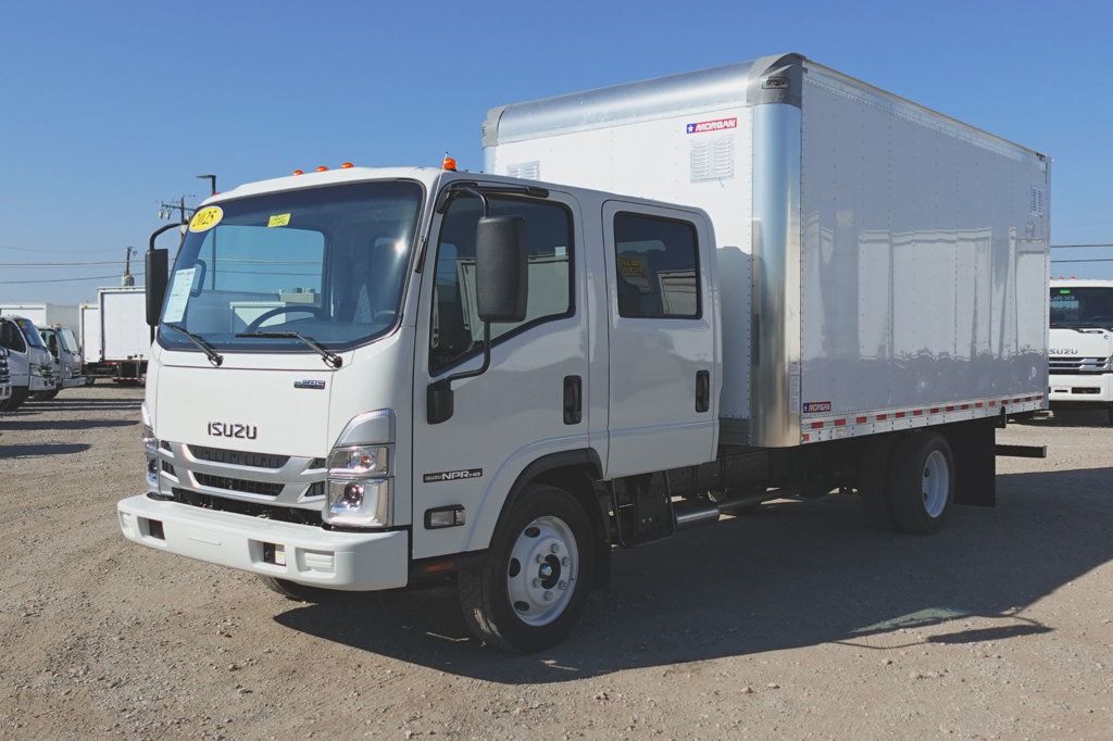 2025 Isuzu NPR HD Proscape - 22641283 - 2