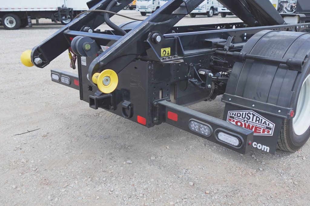 2025 Isuzu NRR (14ft Switch-N-Go Hoist Installedl) - 22506567 - 15